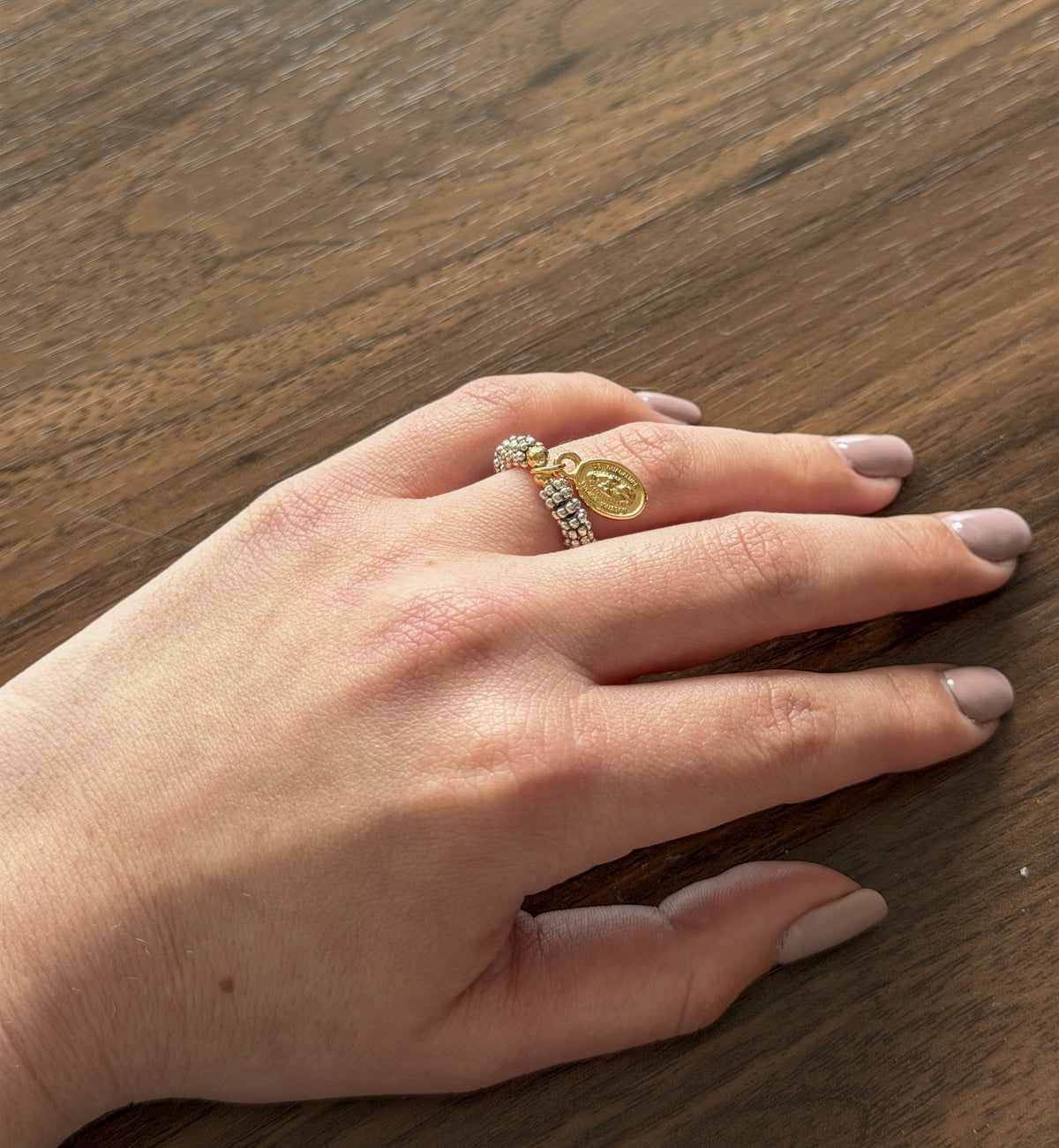 Anillo elasticado Virgen