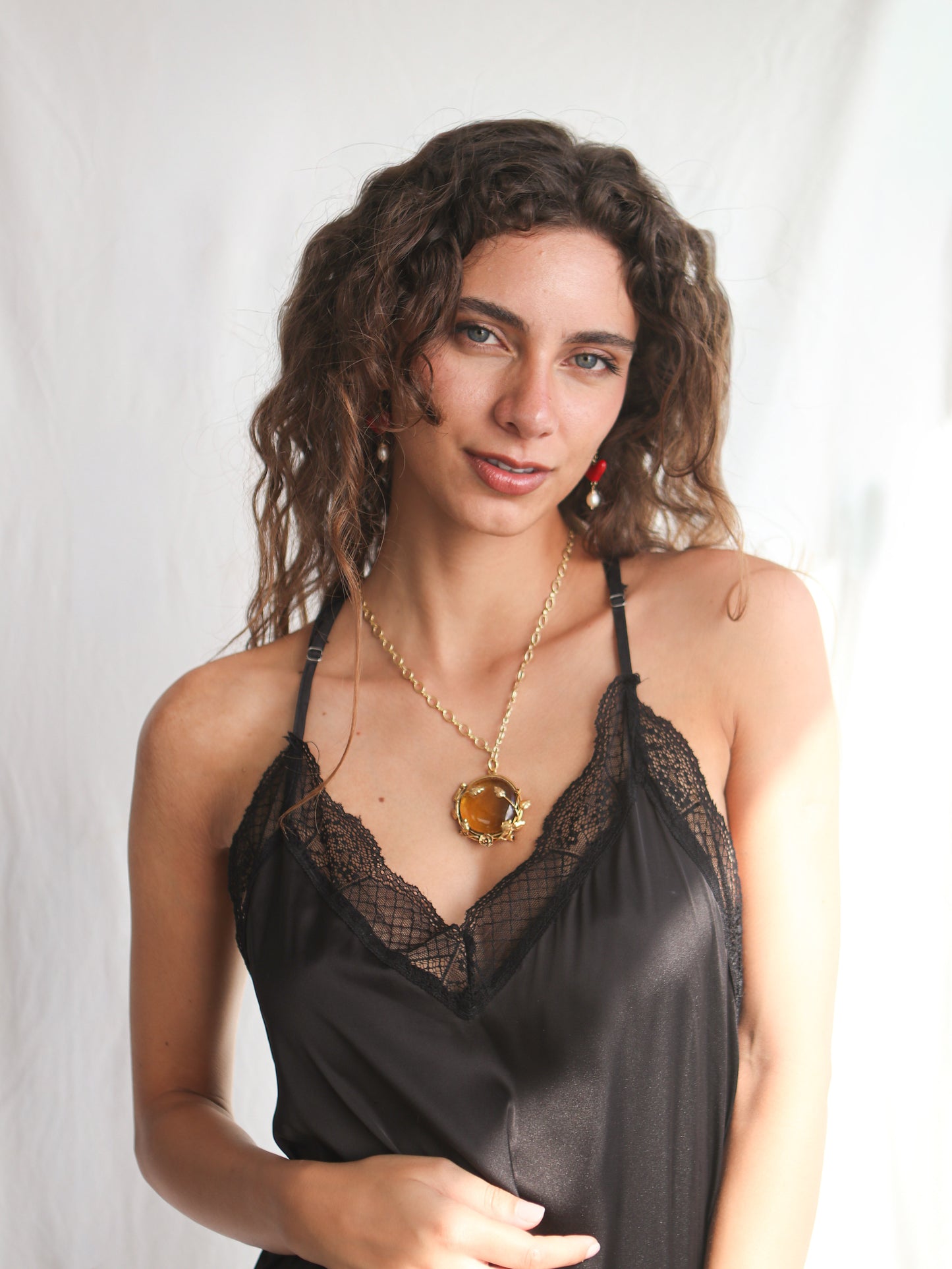 COLLAR FLORES BARROCO