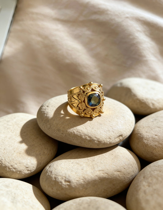 ANILLO DISEÑO BARROCO Y CRISTAL