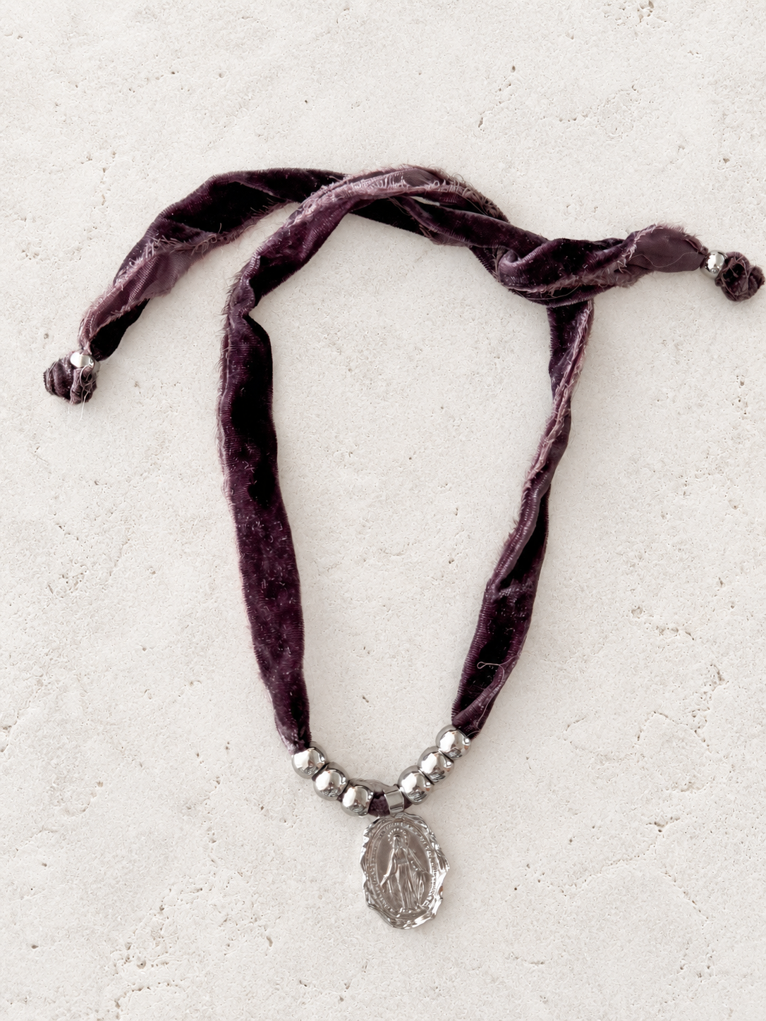 Collar cinta terciopelo Virgen de los Rayos
