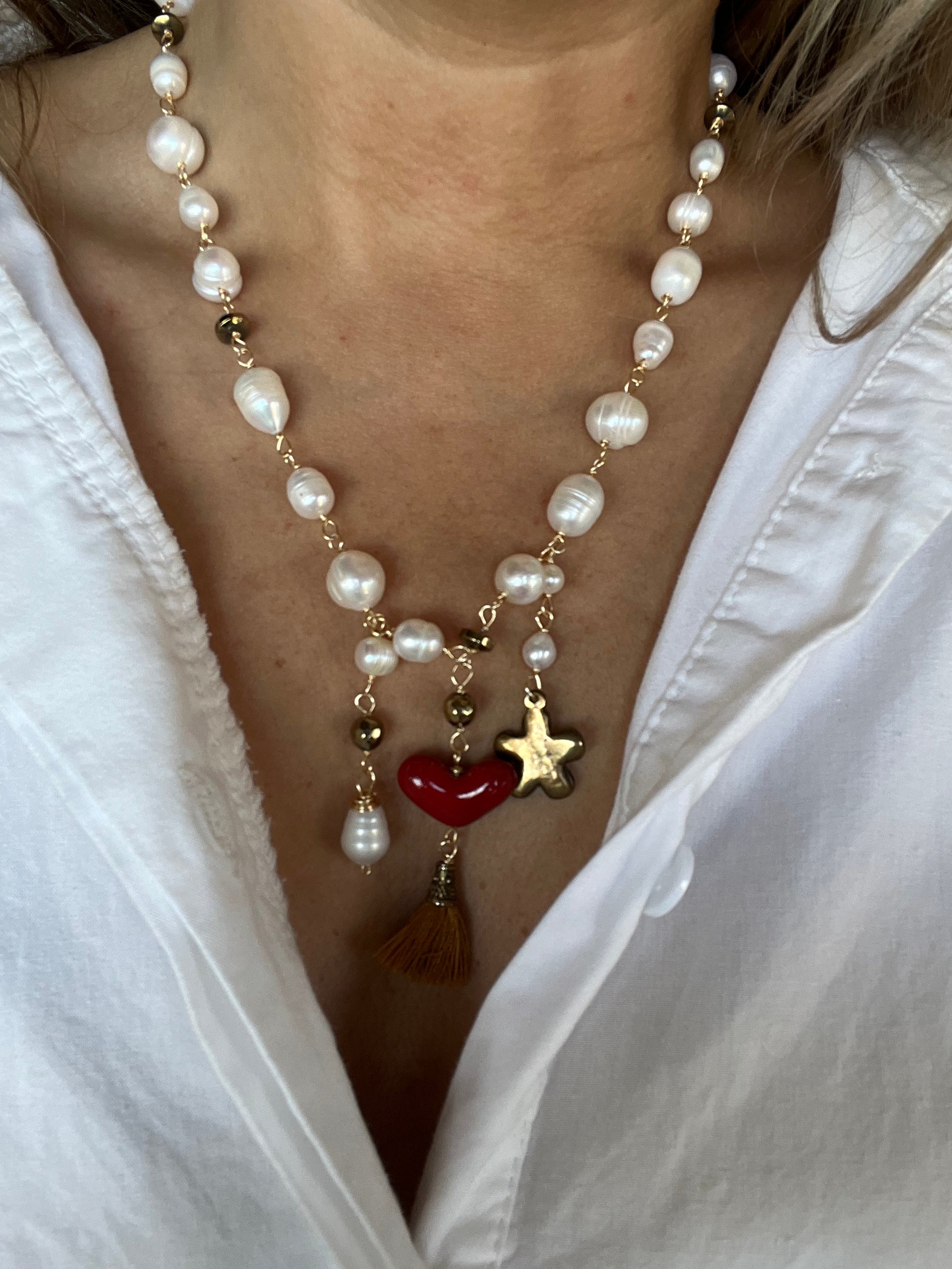 Collar de Perlas entorchadas con corazón