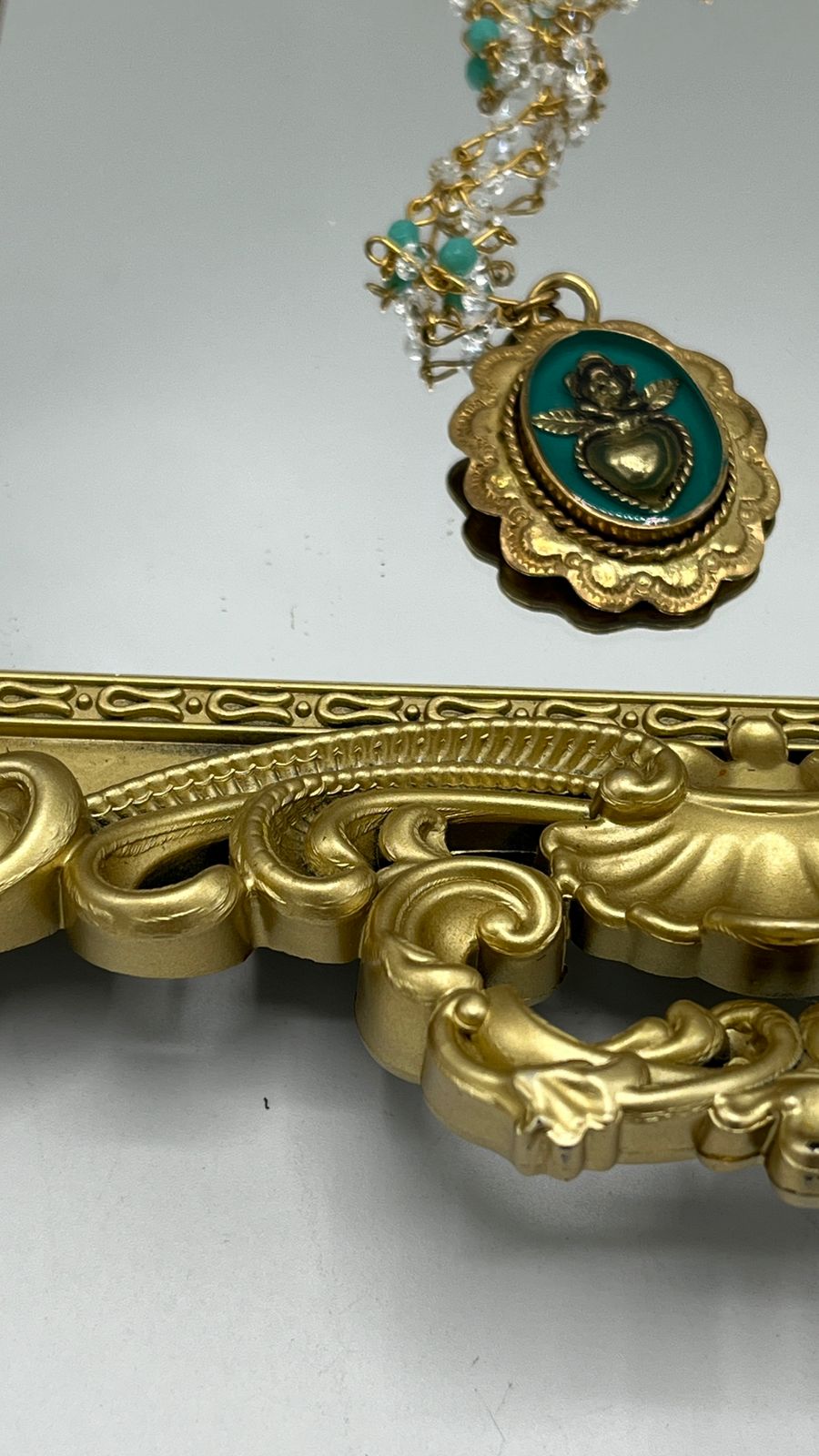 Collar corazon de bronce