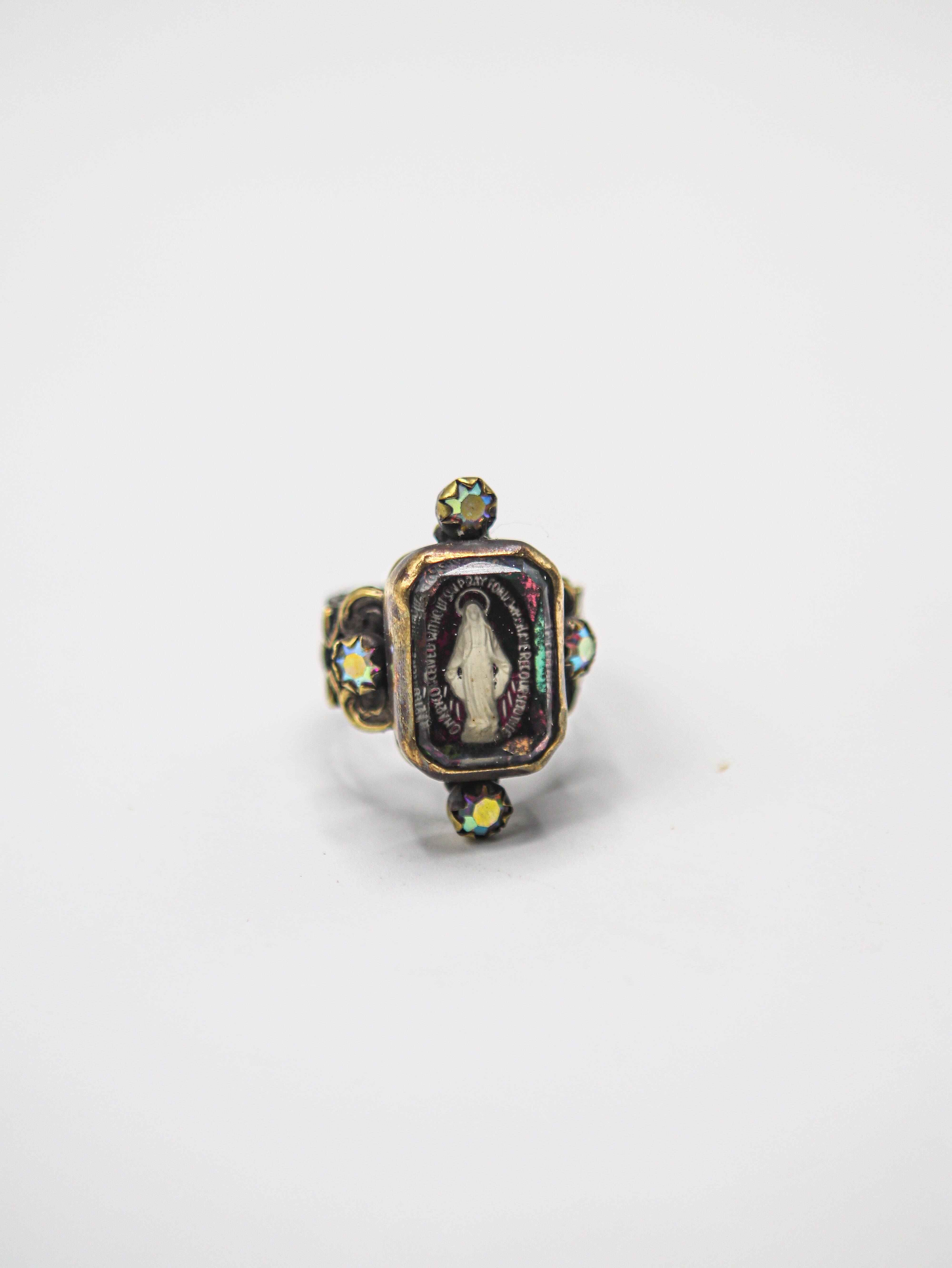 Anillo virgen tornasol