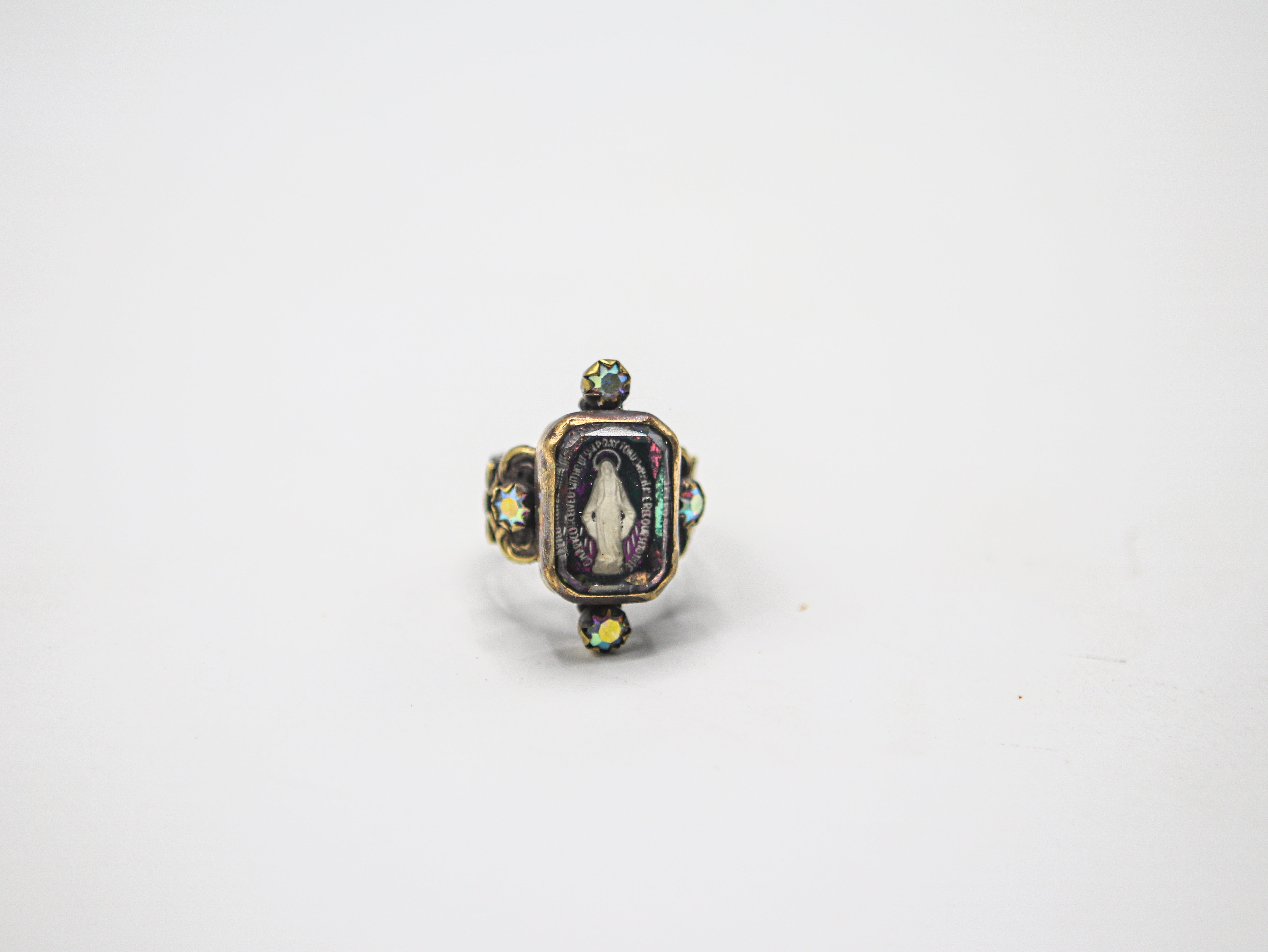 Anillo virgen tornasol