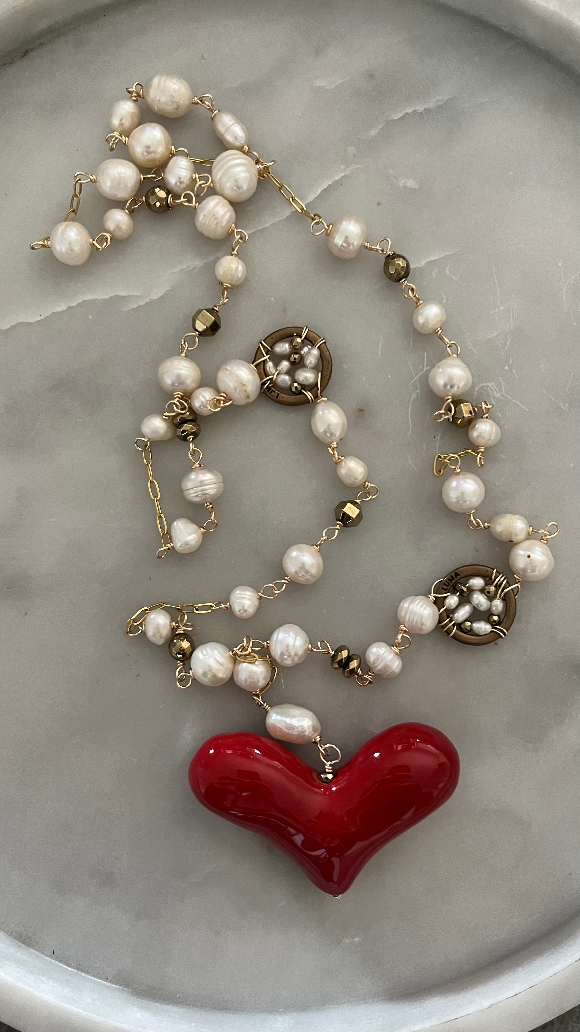 Collar de perlas con atrapa sueños