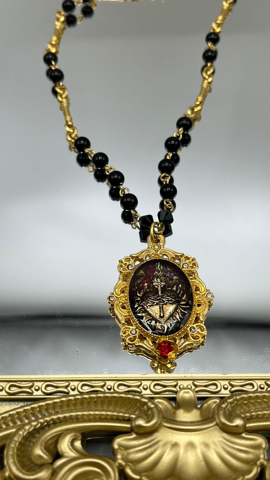 Collar Sagrado corazon