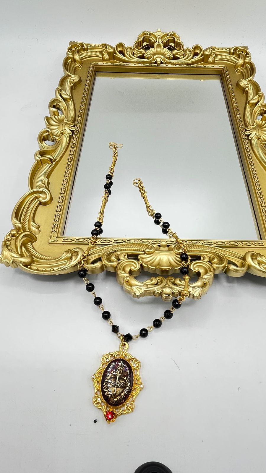 Collar Sagrado corazon