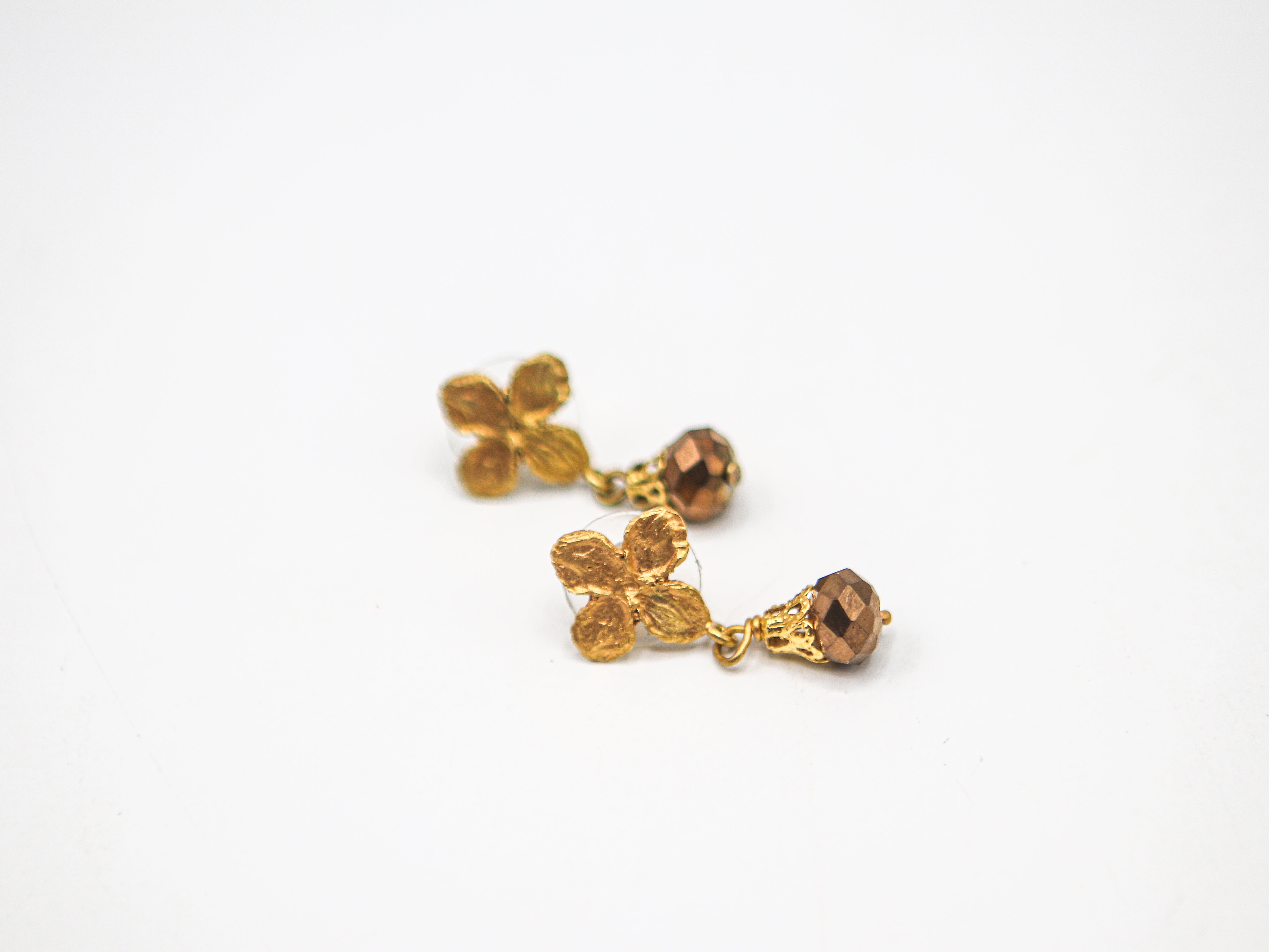 Aro de flor y gota cristal