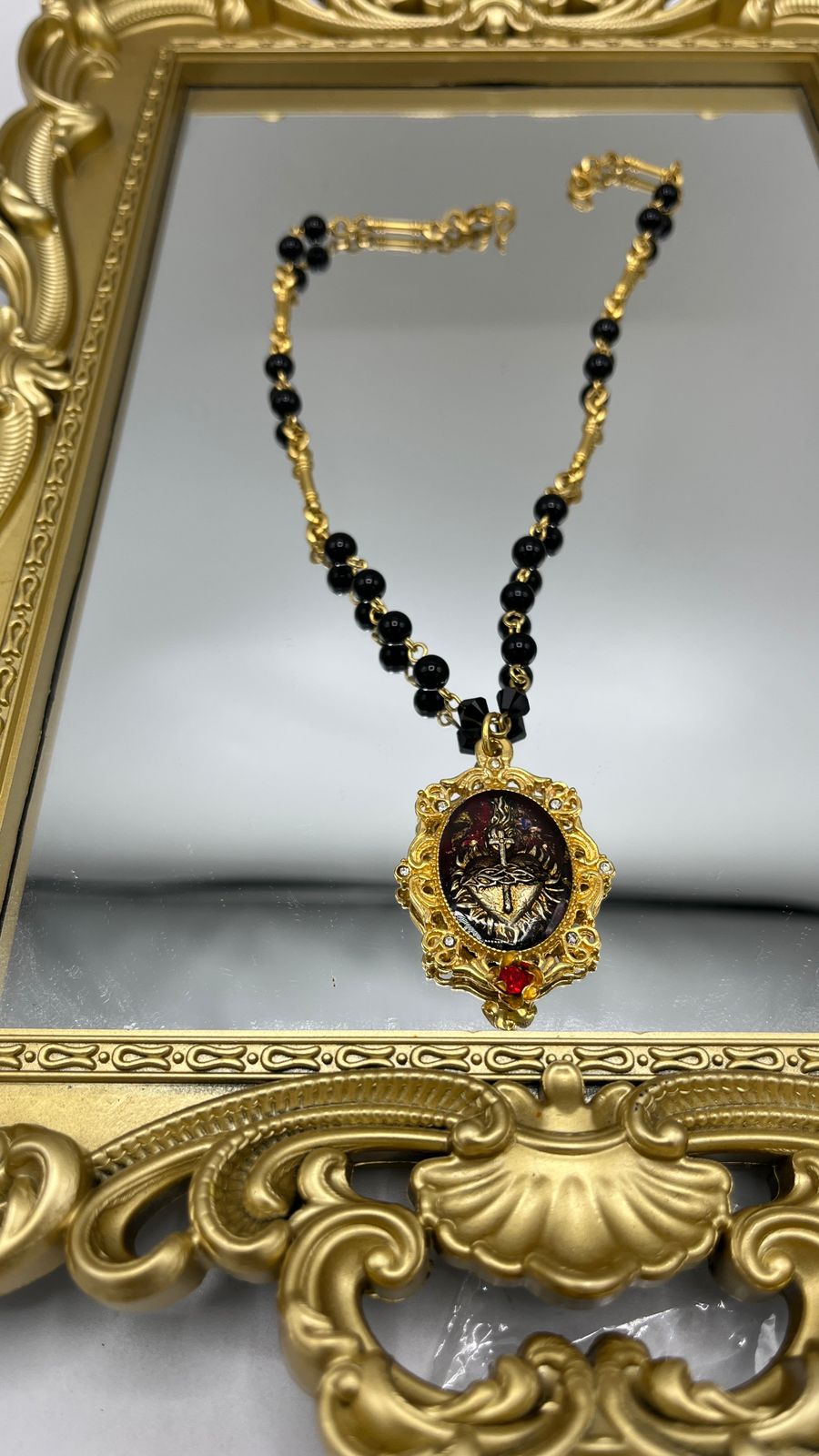 Collar Sagrado corazon