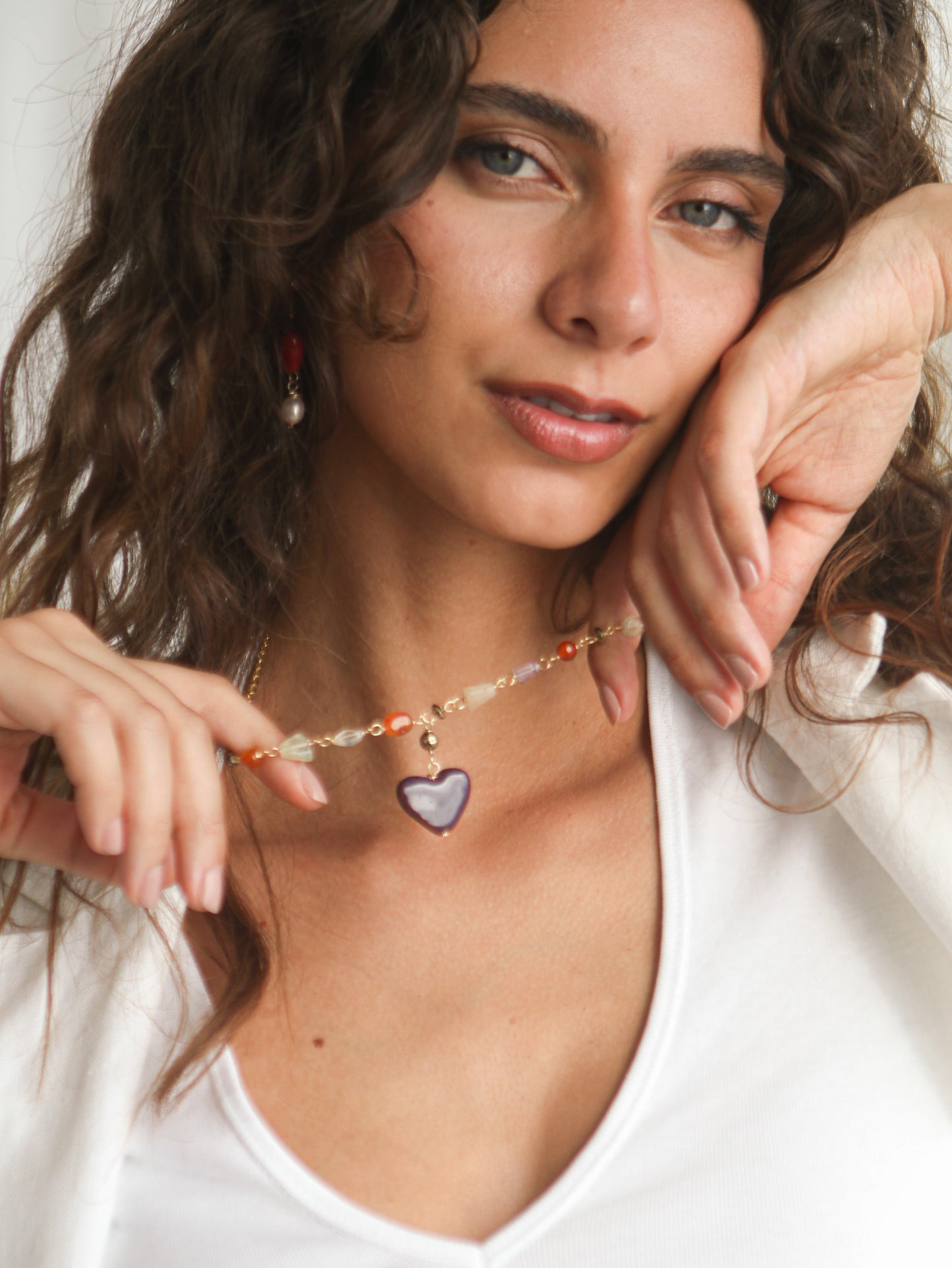 COLLAR PIEDRAS Y CORAZON