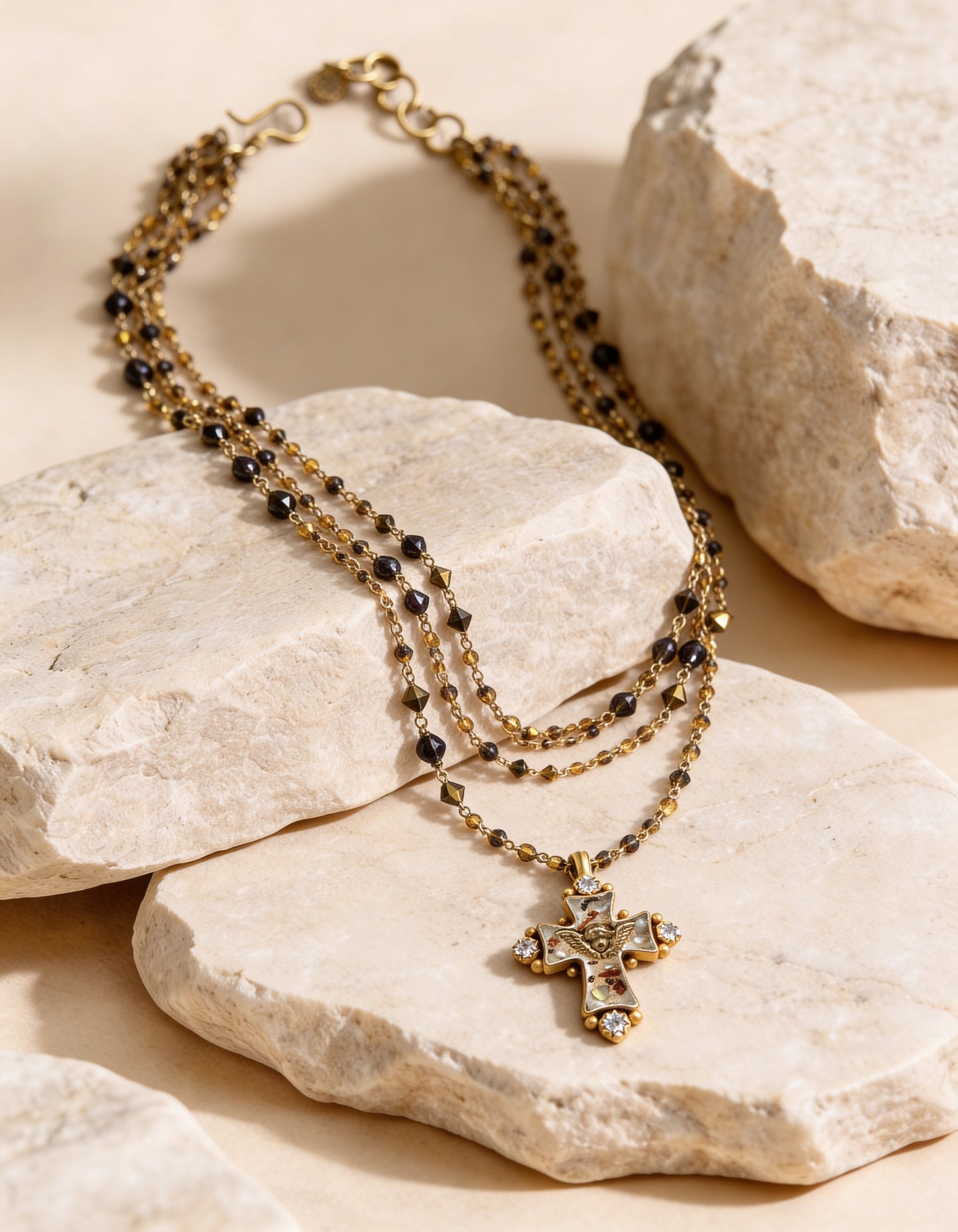 COLLAR CRISTALES Y CRUZ