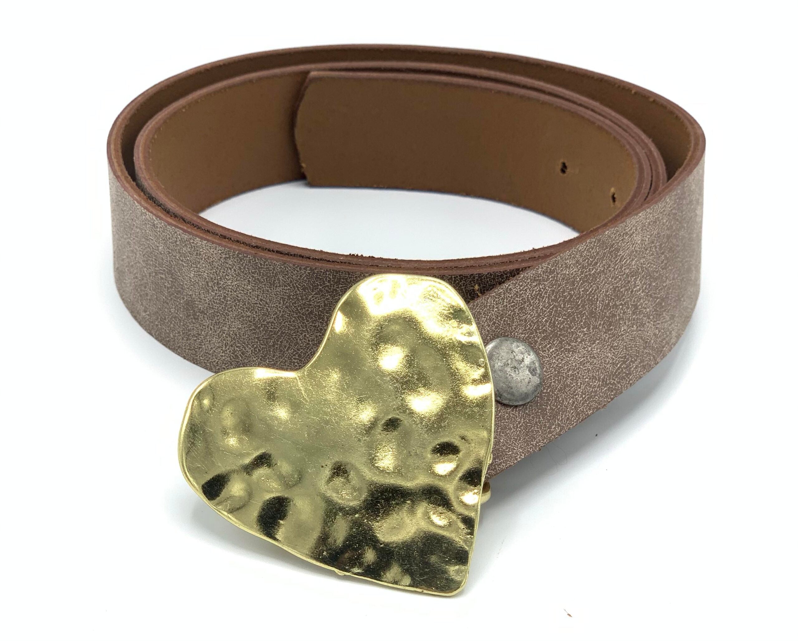 HEBILLA CORAZÓN MACHACADO DORADO